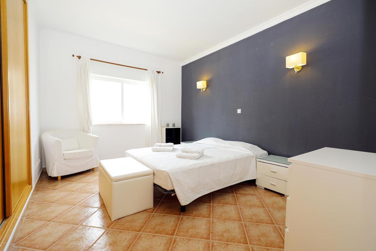 C03 - Gale Holiday Apartment In Lagos Luaran gambar