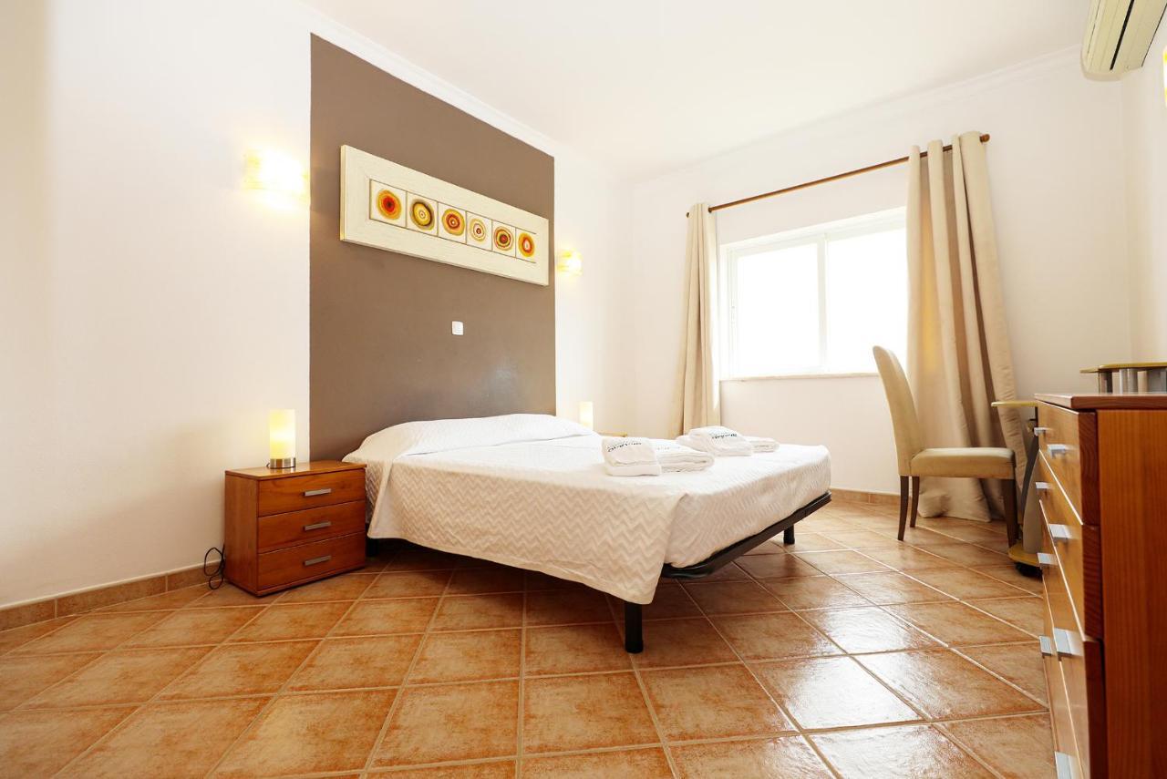 C03 - Gale Holiday Apartment In Lagos Luaran gambar